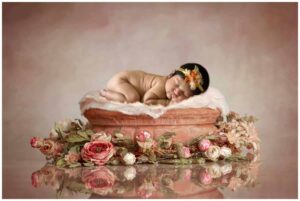 Newborn Studio Photographer | Emma’s First Christmas Session