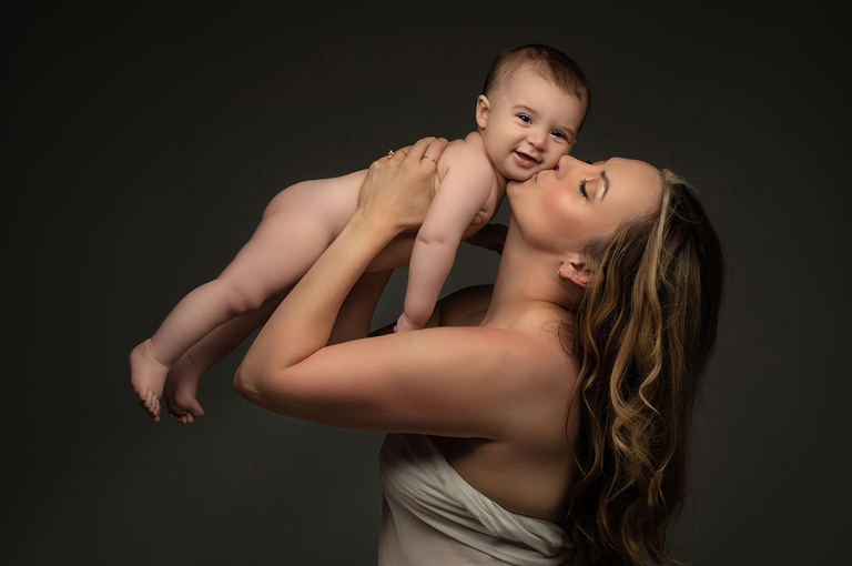 Make Your Mommy & Me Photos Sing!
